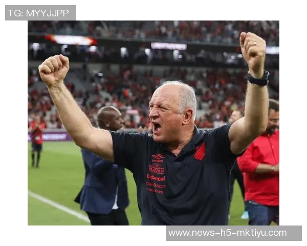 巴媒报道费利佩路易斯续约谈判遇阻因教练组合同问题 巴媒报道费利佩路易斯续约谈判遇阻因教练组合同问题